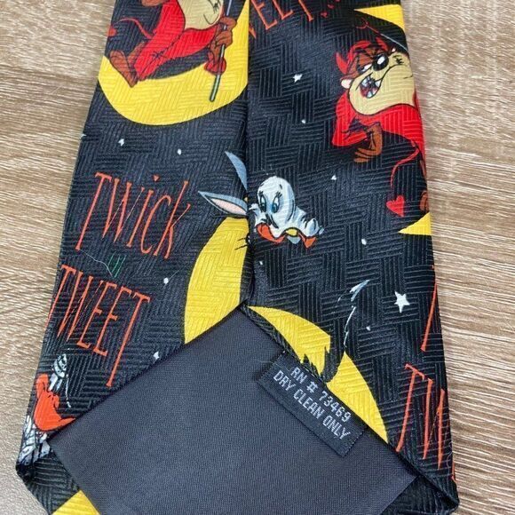 Looney Tunes Mania Vintage Tie Mens Twick or Tweet Necktie Halloween Black 90s - Picture 7 of 9